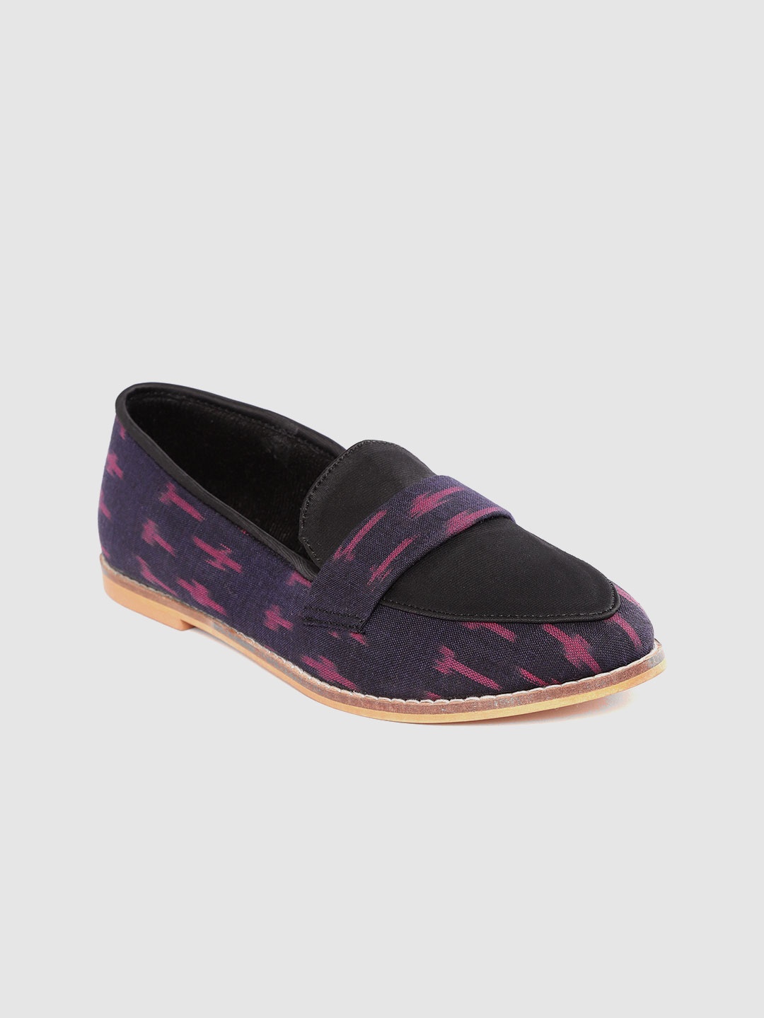 

Ekta Women Navy Blue & Pink Ikat Woven Design Handcrafted Loafers