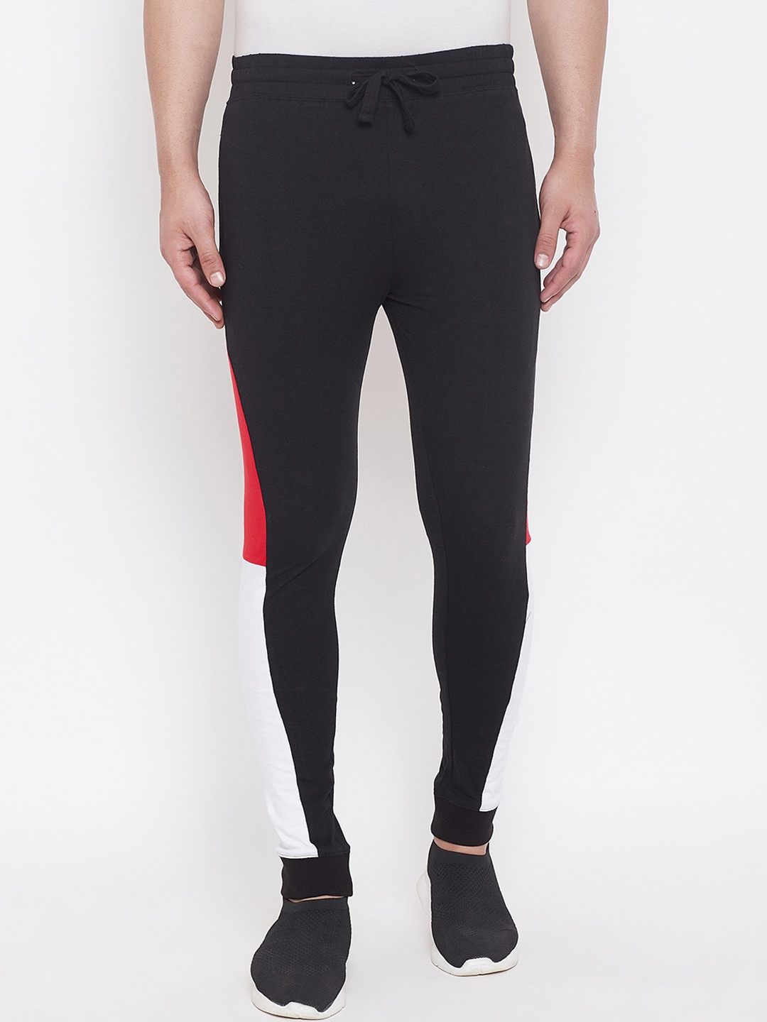

GRITSTONES Men Black & Red Colourblocked Slim Fit Joggers
