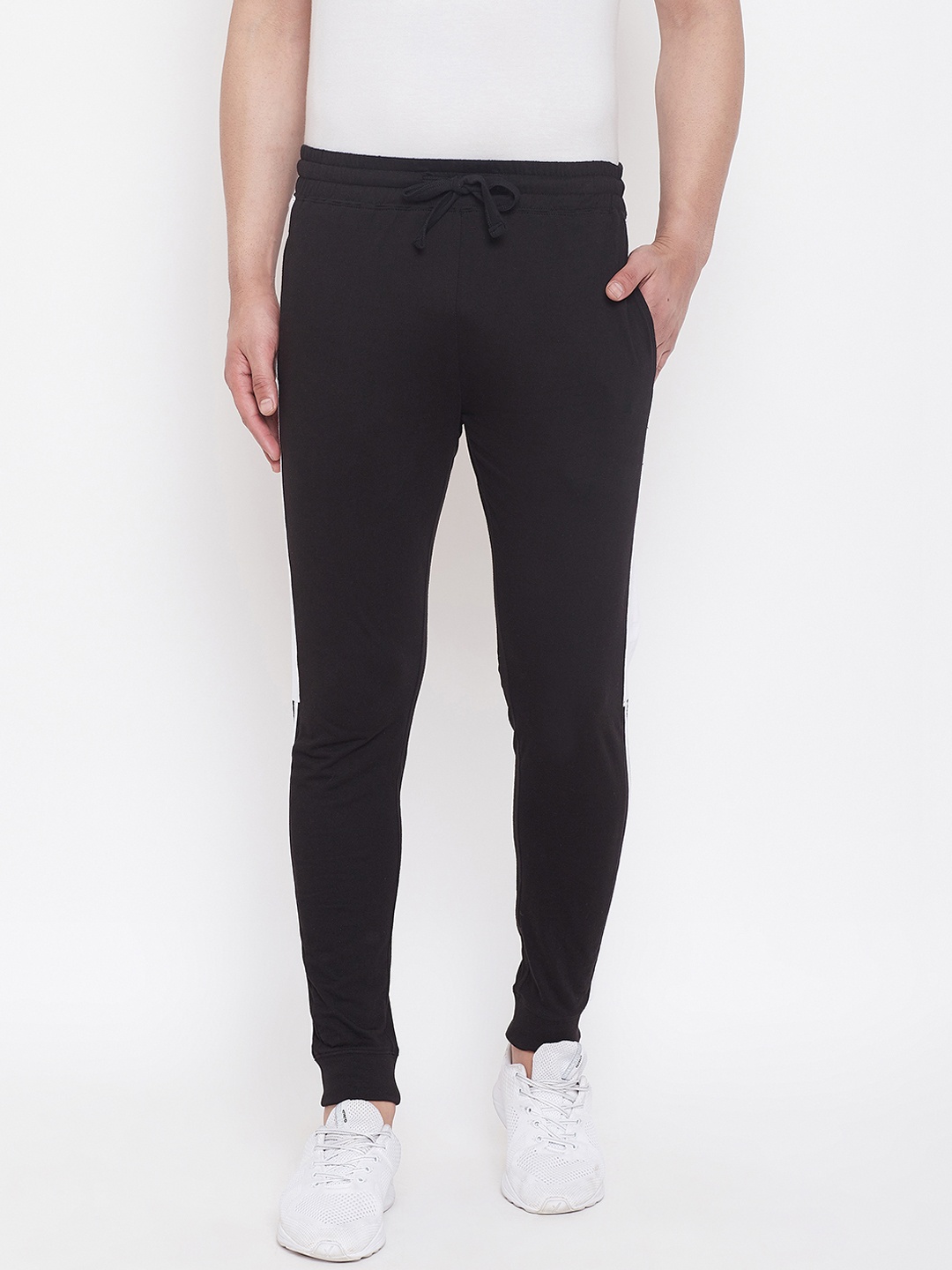 

GRITSTONES Men Black & White Colourblocked Slim-Fit Joggers