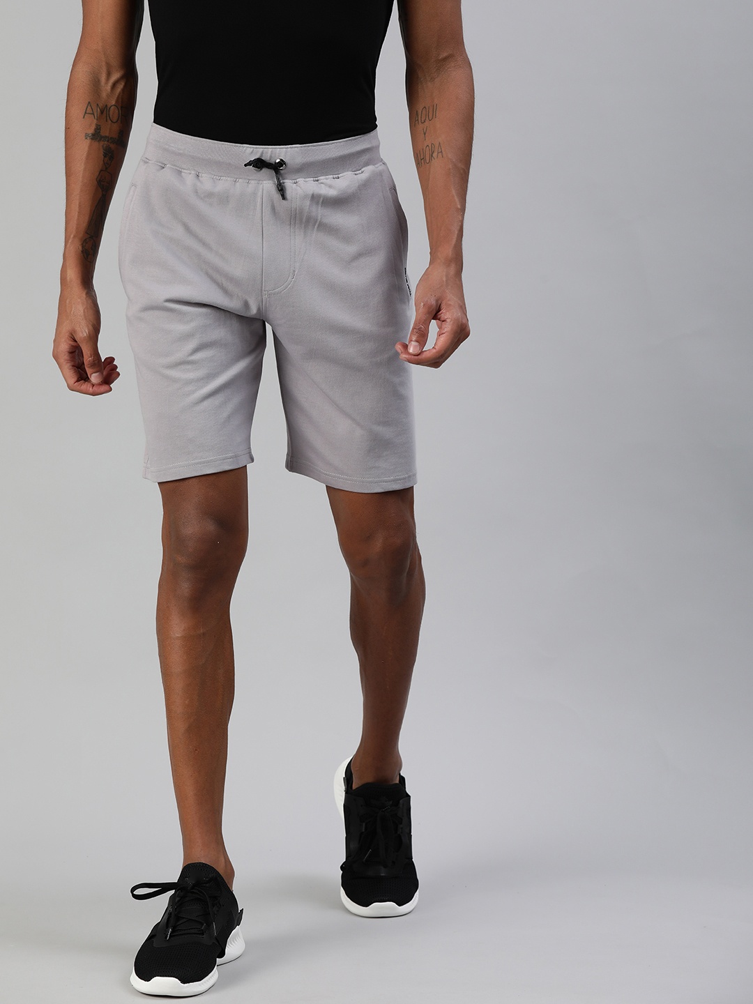 

TOM BURG Men Grey Solid Regular Fit Regular Shorts