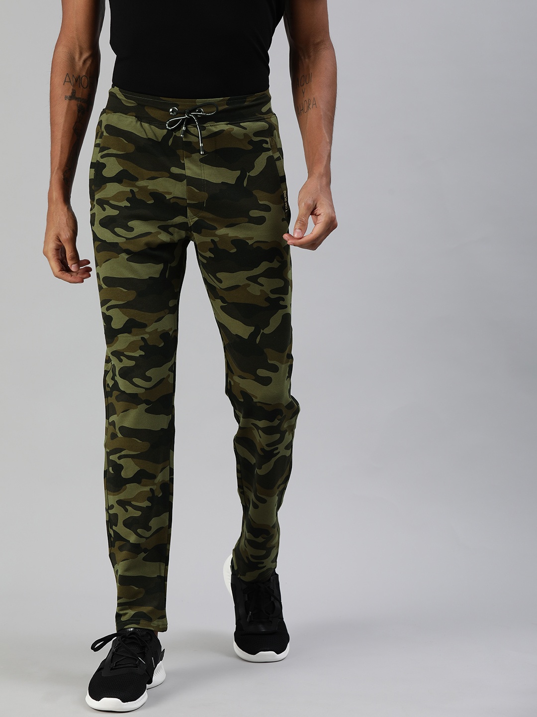 

TOM BURG Men Olive Green Camouflage Printed Slim Fit Track Pants
