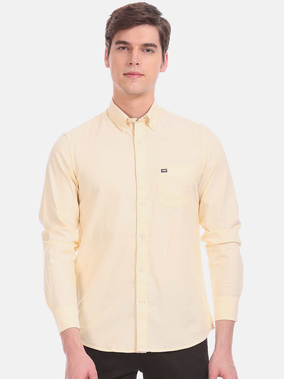 

Arrow Sport Men Yellow Slim Fit Solid Casual Shirt