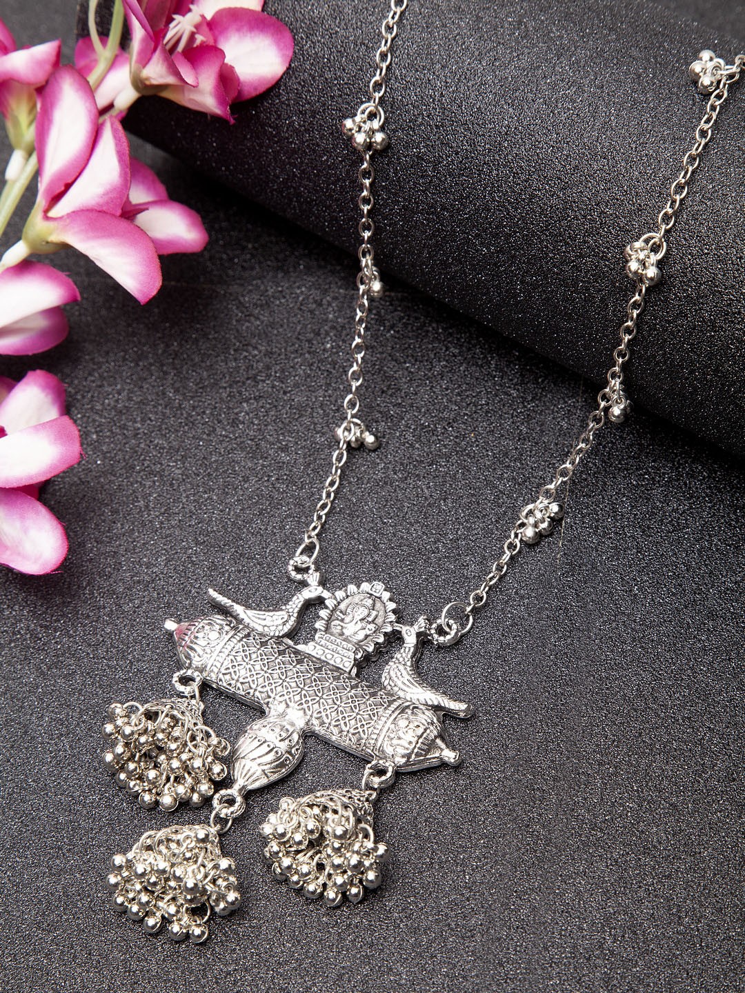 

Moedbuille Silver Handcrafted Oxidised Tribal Necklace