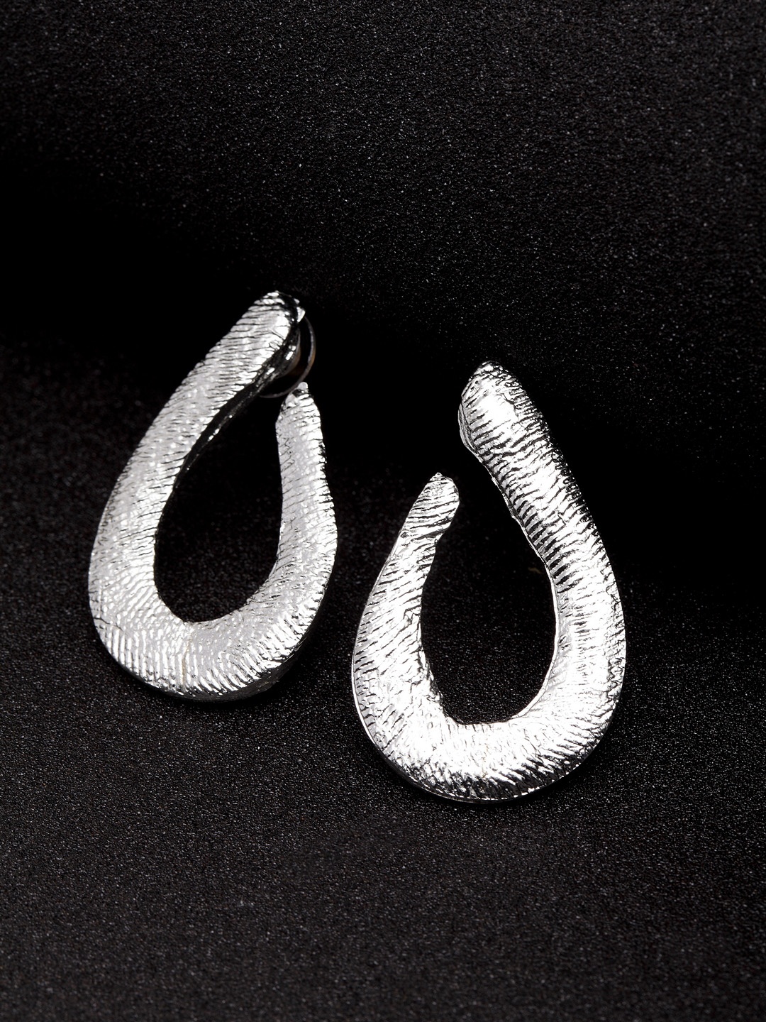 

Madame Silver-Plated Oval Studs