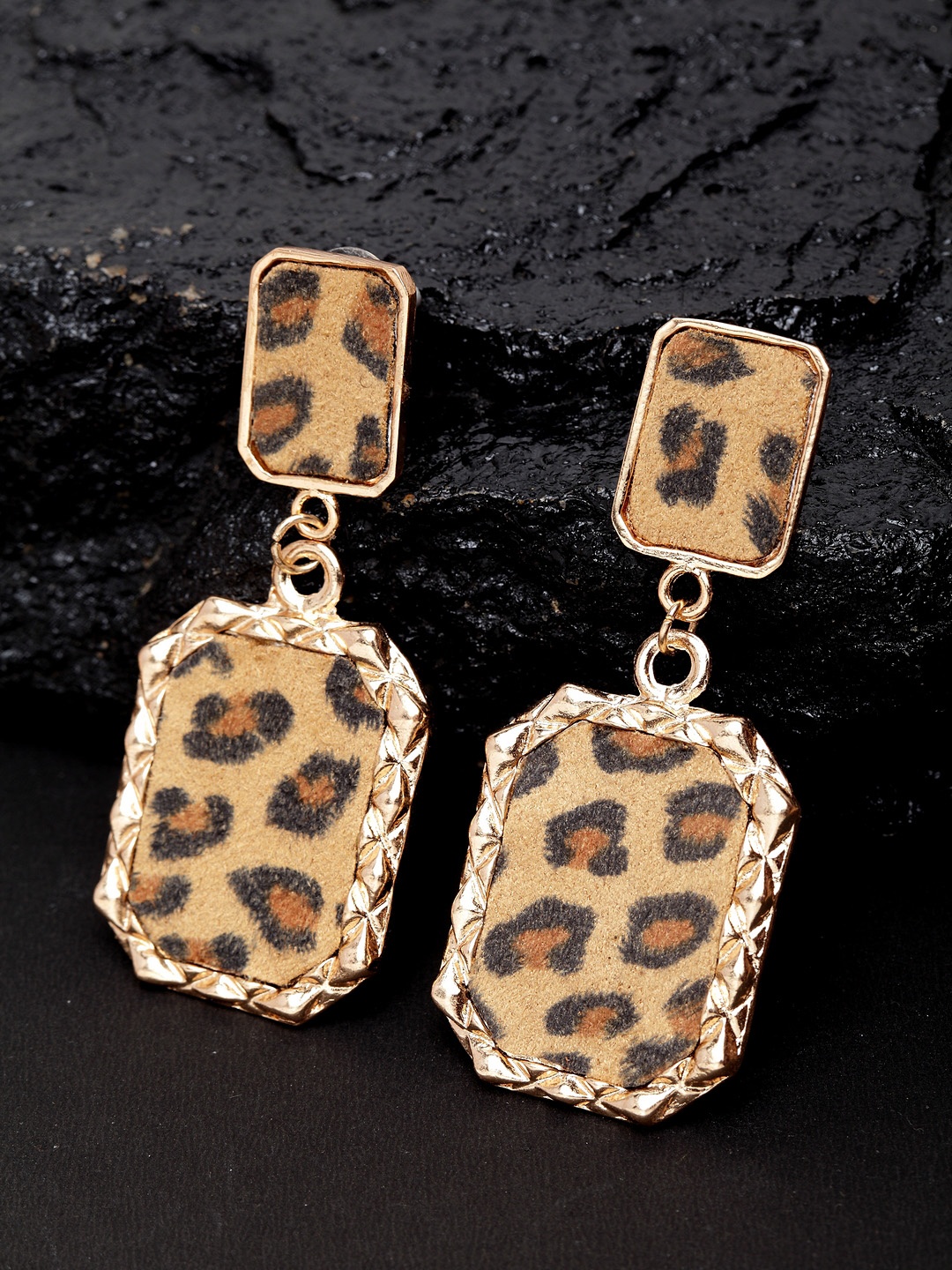 

Madame Tan Brown & Gold-Toned Rose Gold Plated Square Drop Earrings