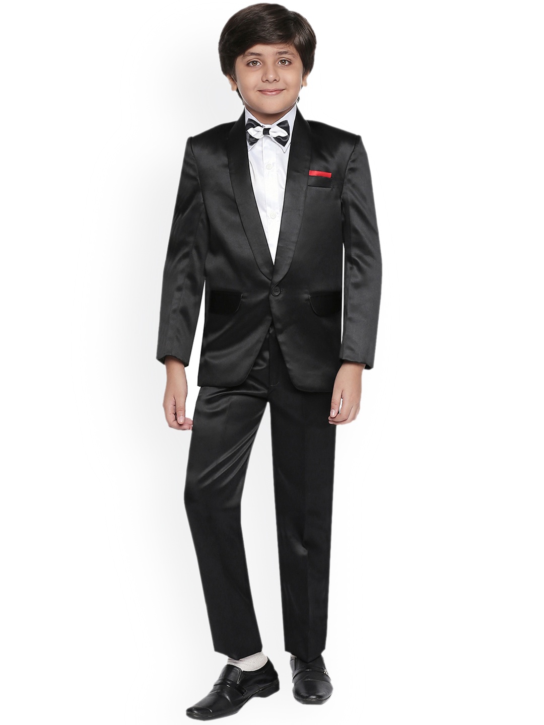

Jeetethnics Boys Black Solid Clothing Set