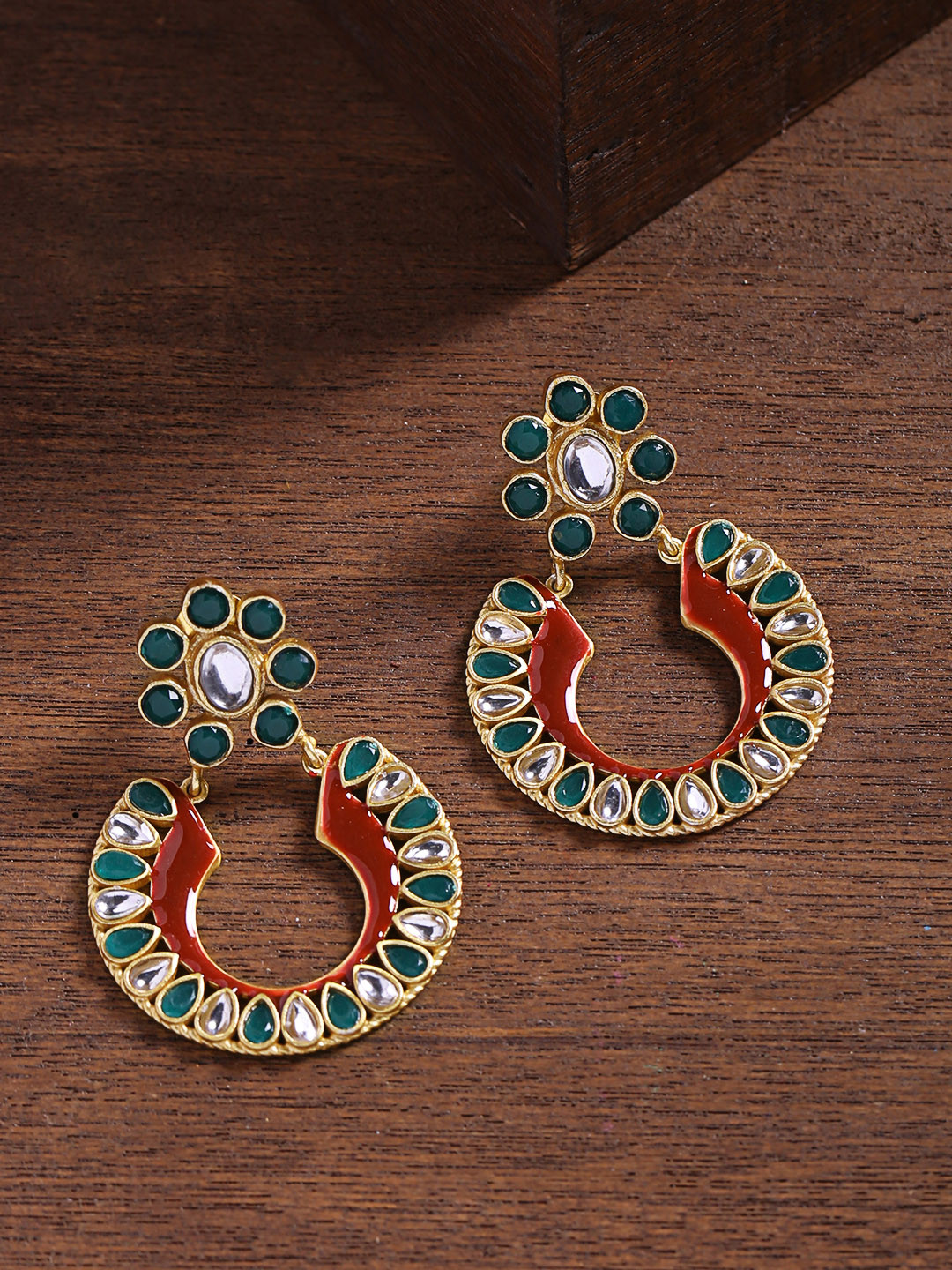 

Shoshaa Green & Red Circular Enamelled Drop Earrings