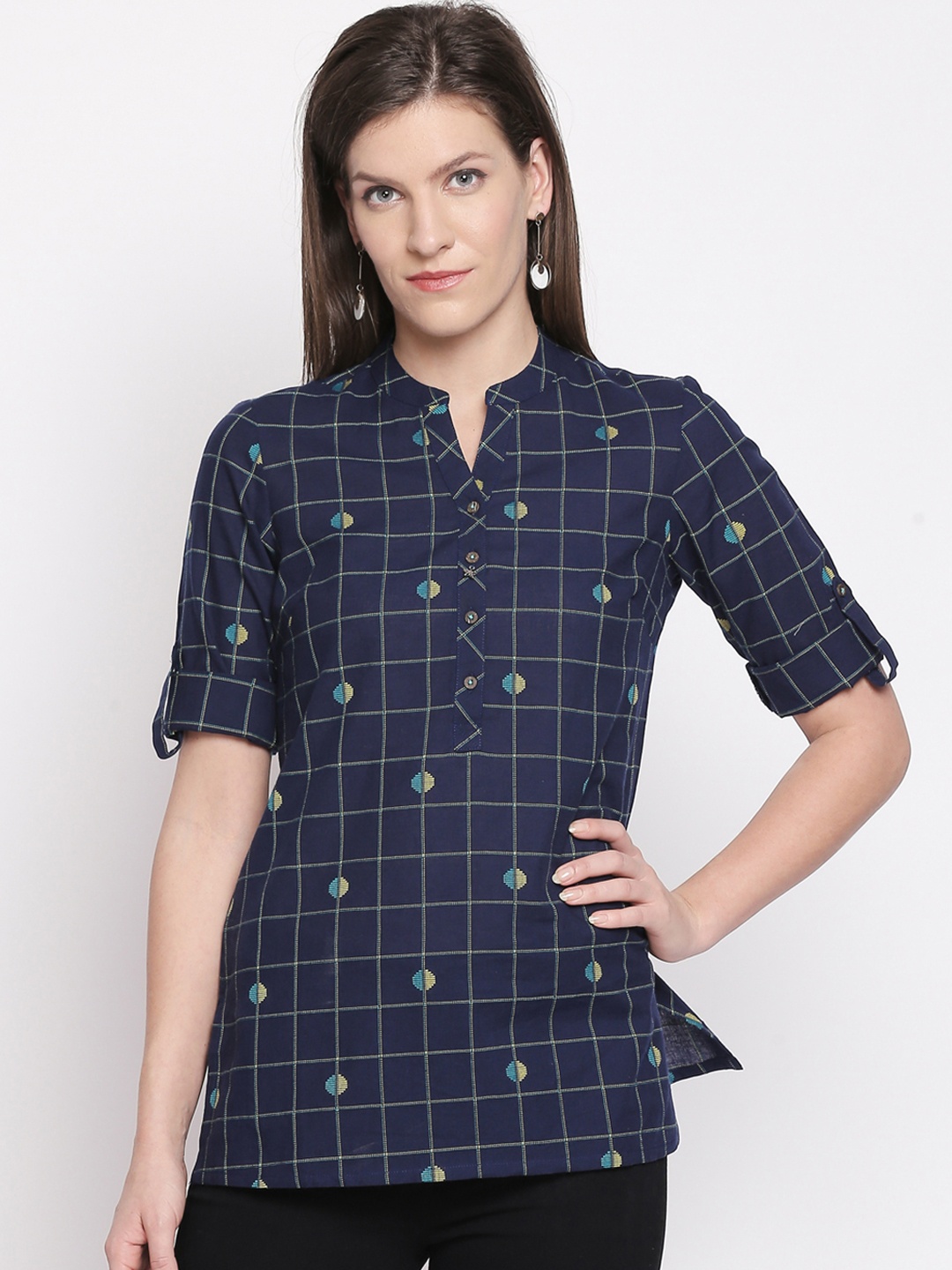 

AKKRITI BY PANTALOONS Women Navy Blue & White Checked Tunic