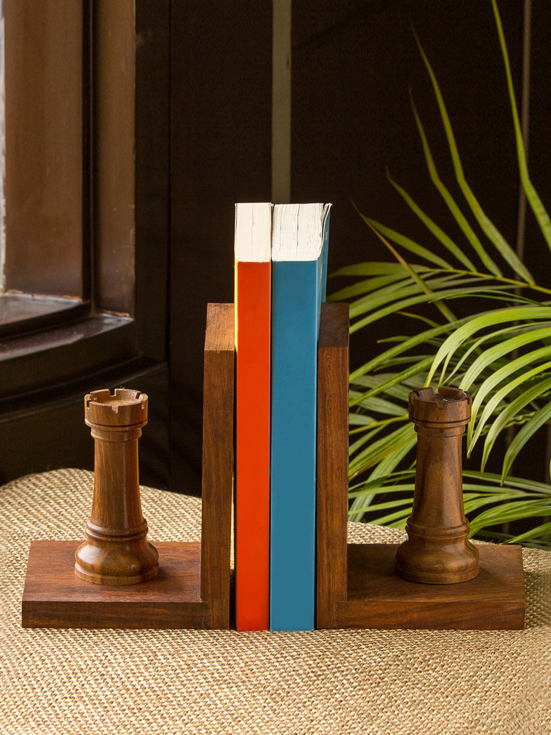 

ExclusiveLane Brown Set of 1 Regular Magazine Organiser