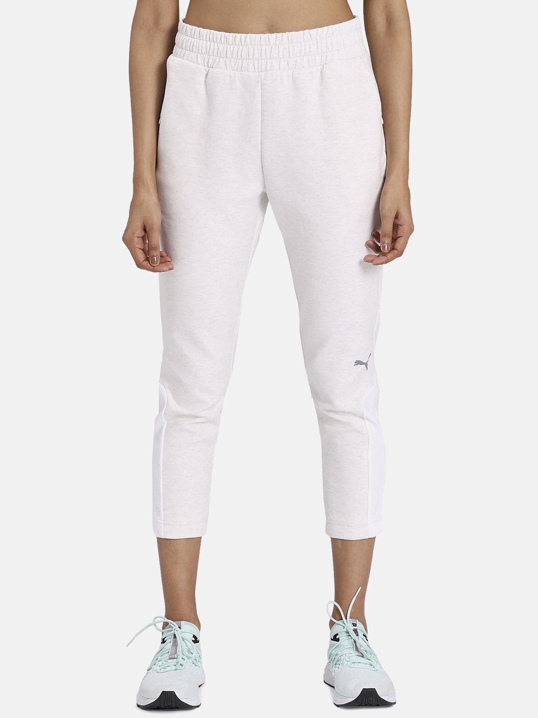 

Puma Women White Solid Regular Fit Evostripe Pants