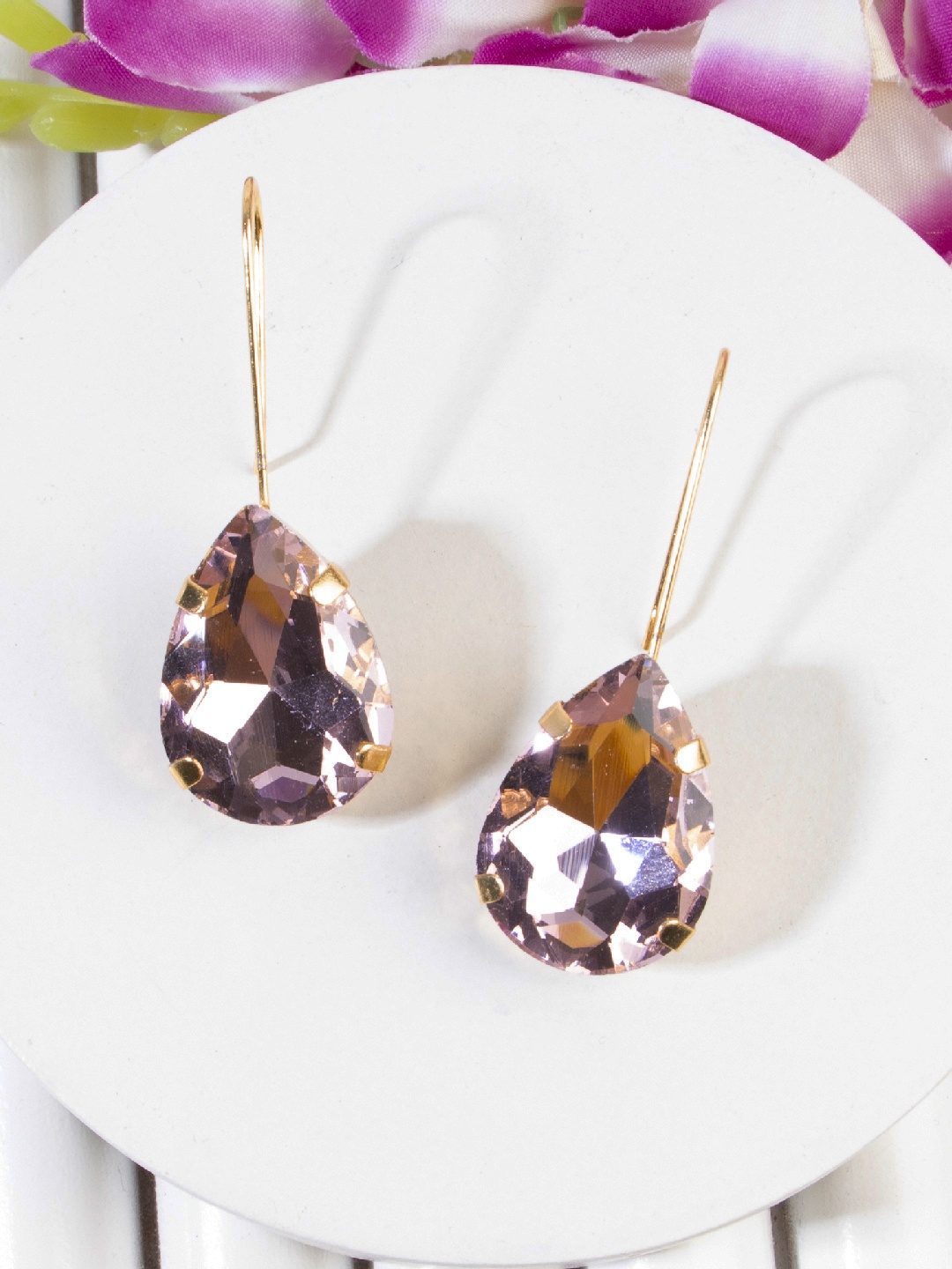 

AccessHer Gold-Toned & Pink Oval Drop Earrings