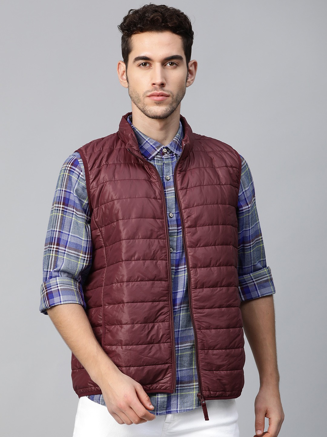 

Roadster Men Maroon Packable Hooded Puffer Jacket
