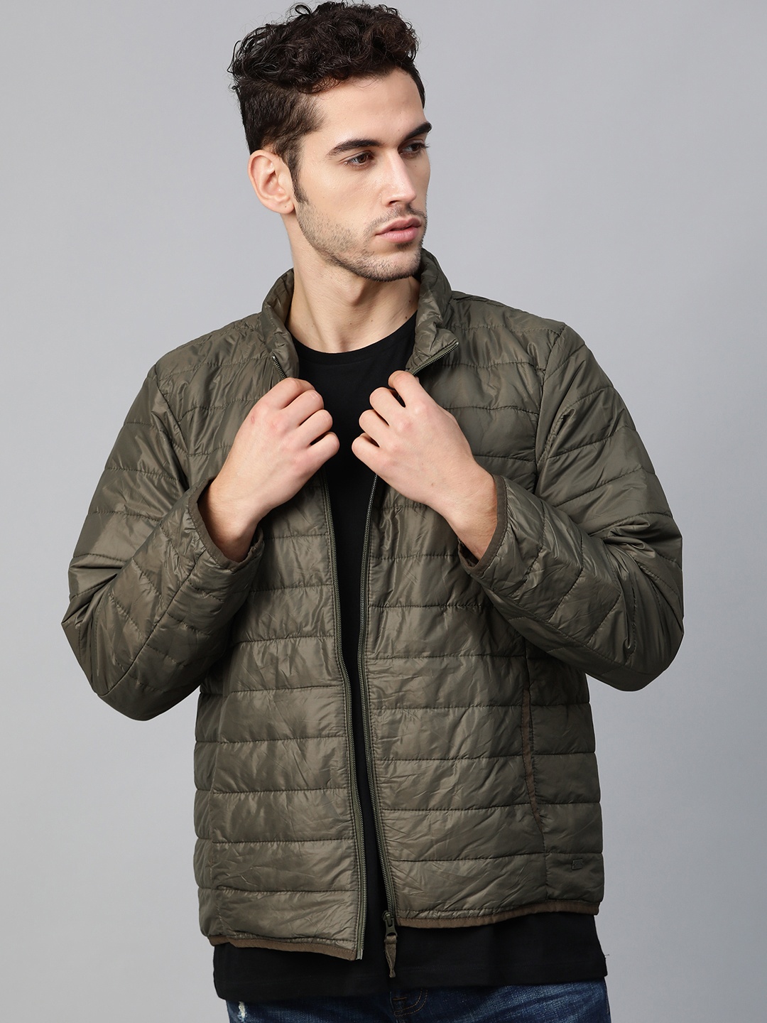 

Roadster Men Olive Green Packable Puffer Jacket