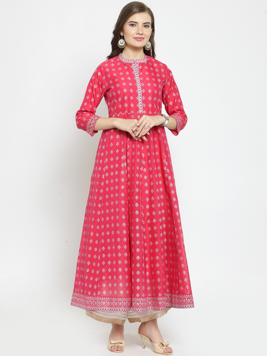 

Varanga Women Fuchsia & Off-White Printed Kurta with Palazzos