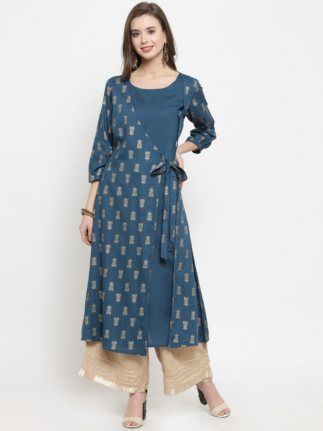 

Varanga Women Teal Blue Printed Kurta with Palazzos