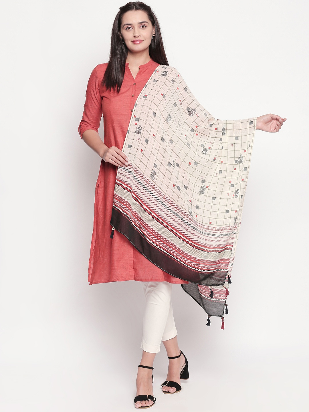 

RANGMANCH BY PANTALOONS Off-White & Black Checked Pure Cotton Dupatta