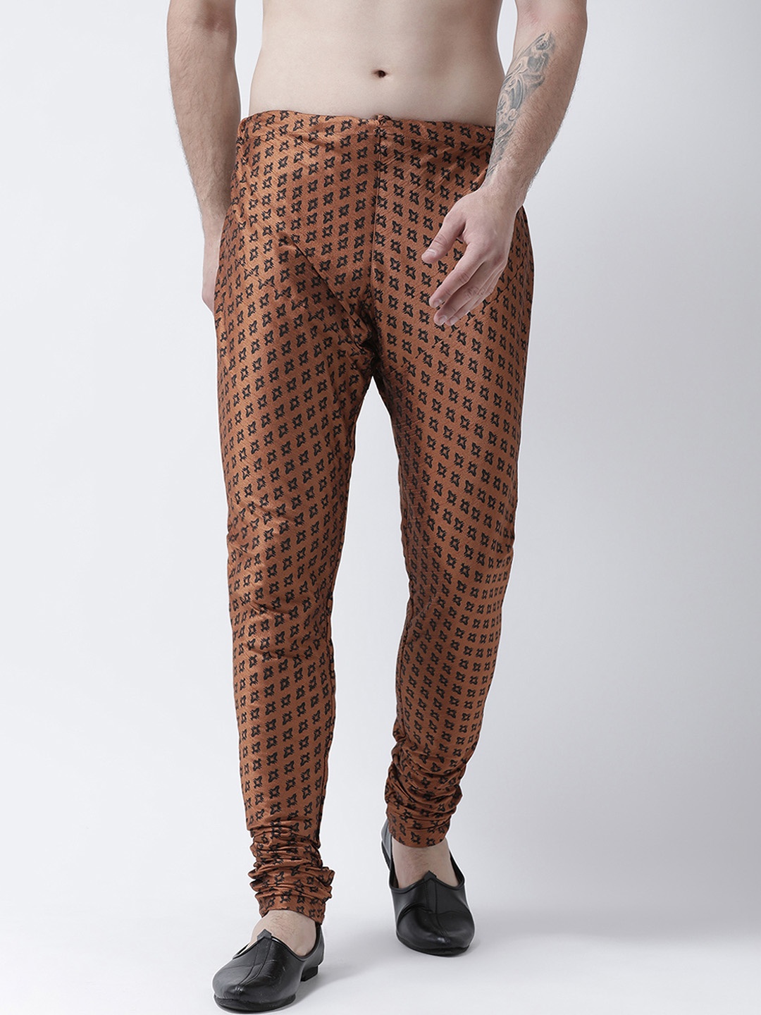 

Deyann Men Copper-Coloured & Black Ethnic Printed Churidar