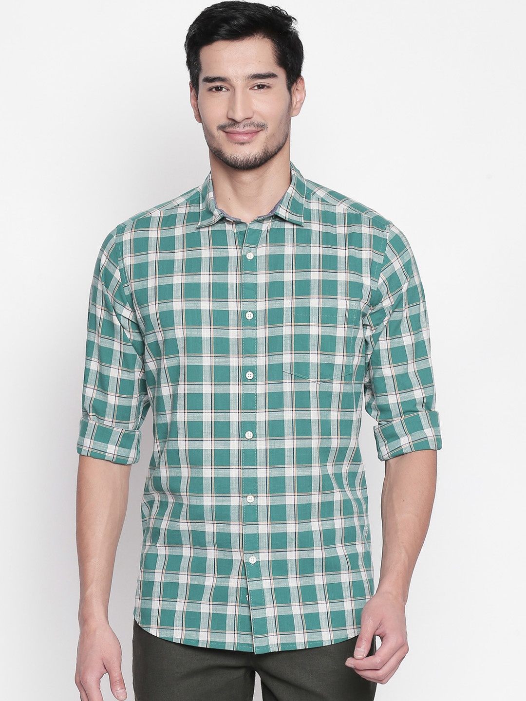 

BYFORD by Pantaloons Men Green & White Slim Fit Checked Casual Shirt