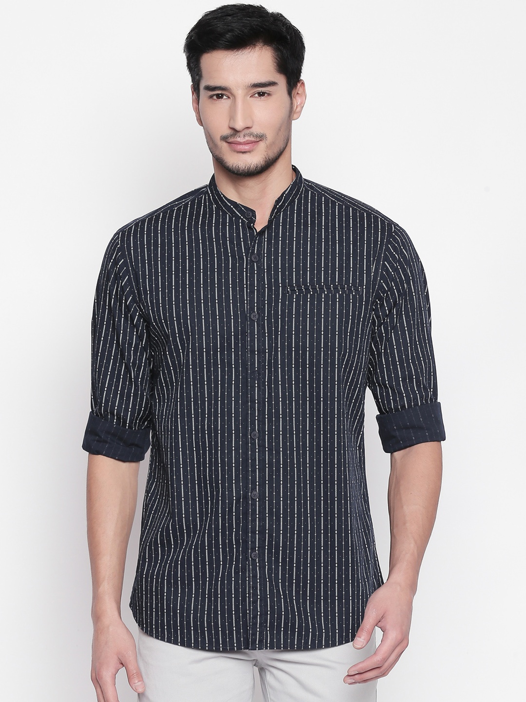 

BYFORD by Pantaloons Men Blue Slim Fit Striped Casual Shirt