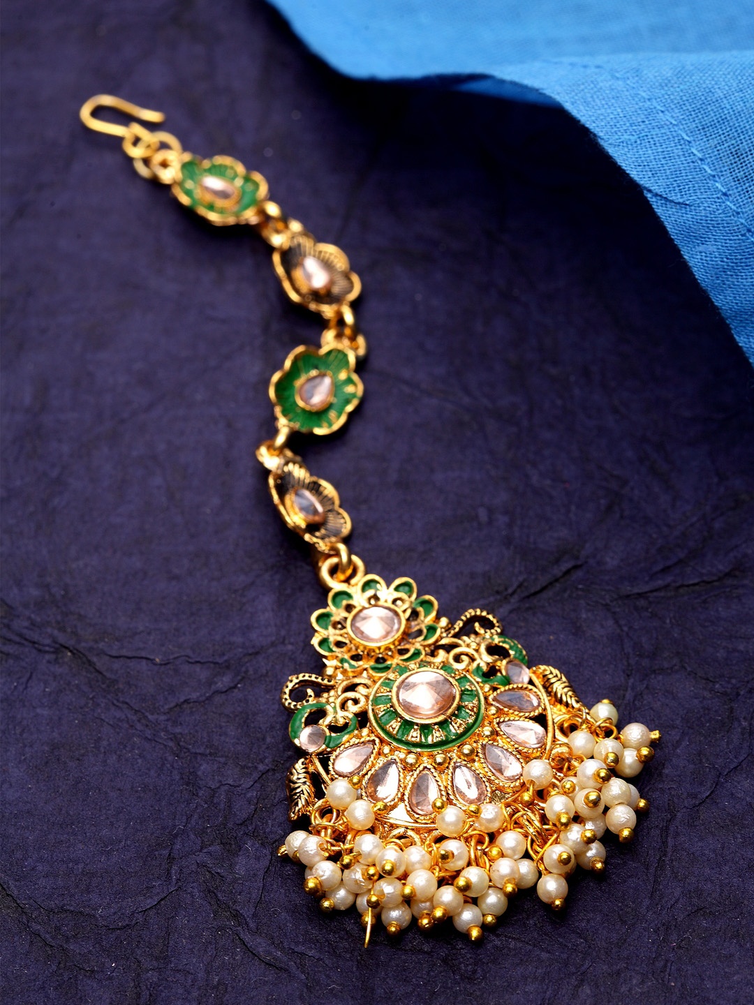 

ANIKAS CREATION Gold-Plated Green & White Kundan & Pearl Hand-Painted Ganthan Enamelled Maang Tikka