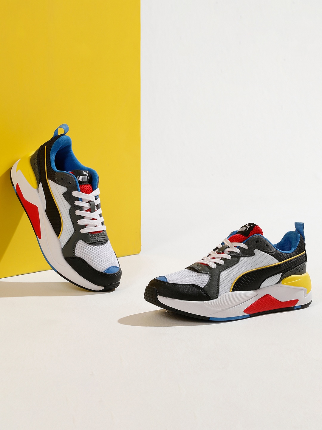 

Puma Kids White & Black X-Ray Jr Sneakers