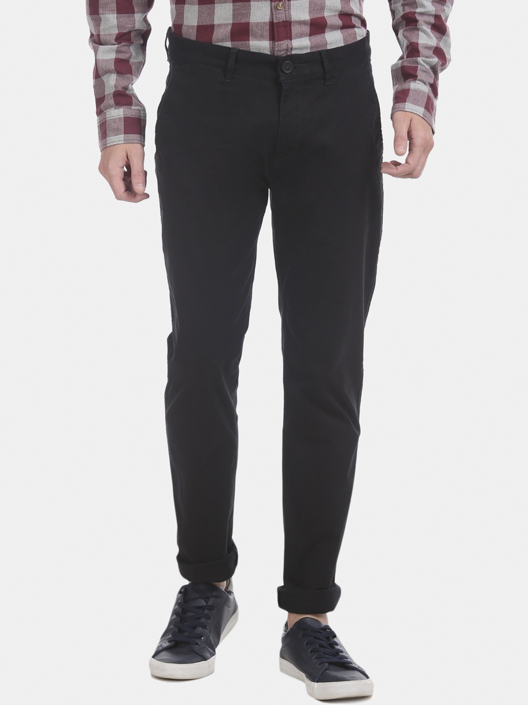 

Aeropostale Men Black Skinny Fit Solid Regular Trousers