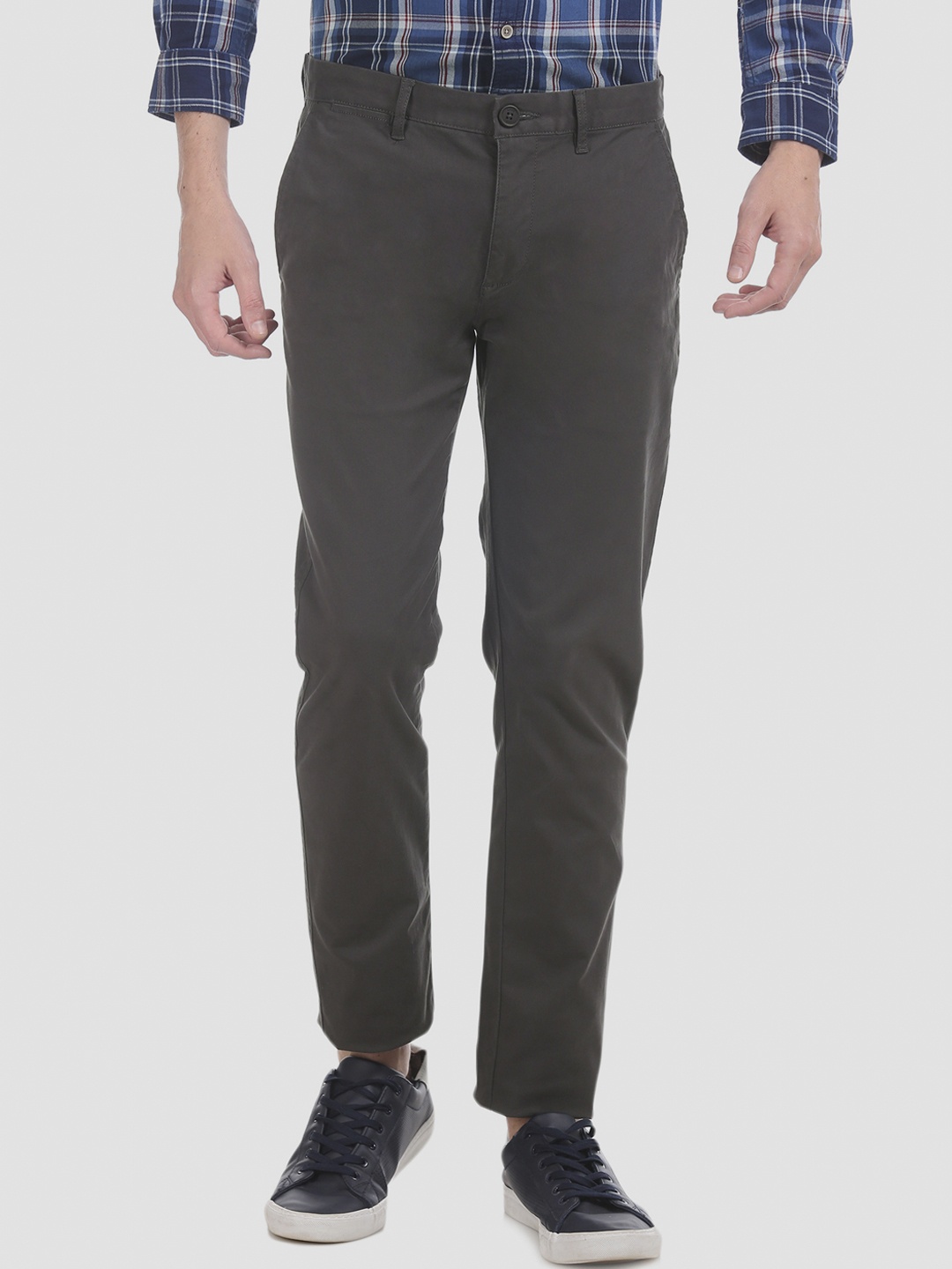 

Aeropostale Men Grey Skinny Fit Solid Regular Trousers