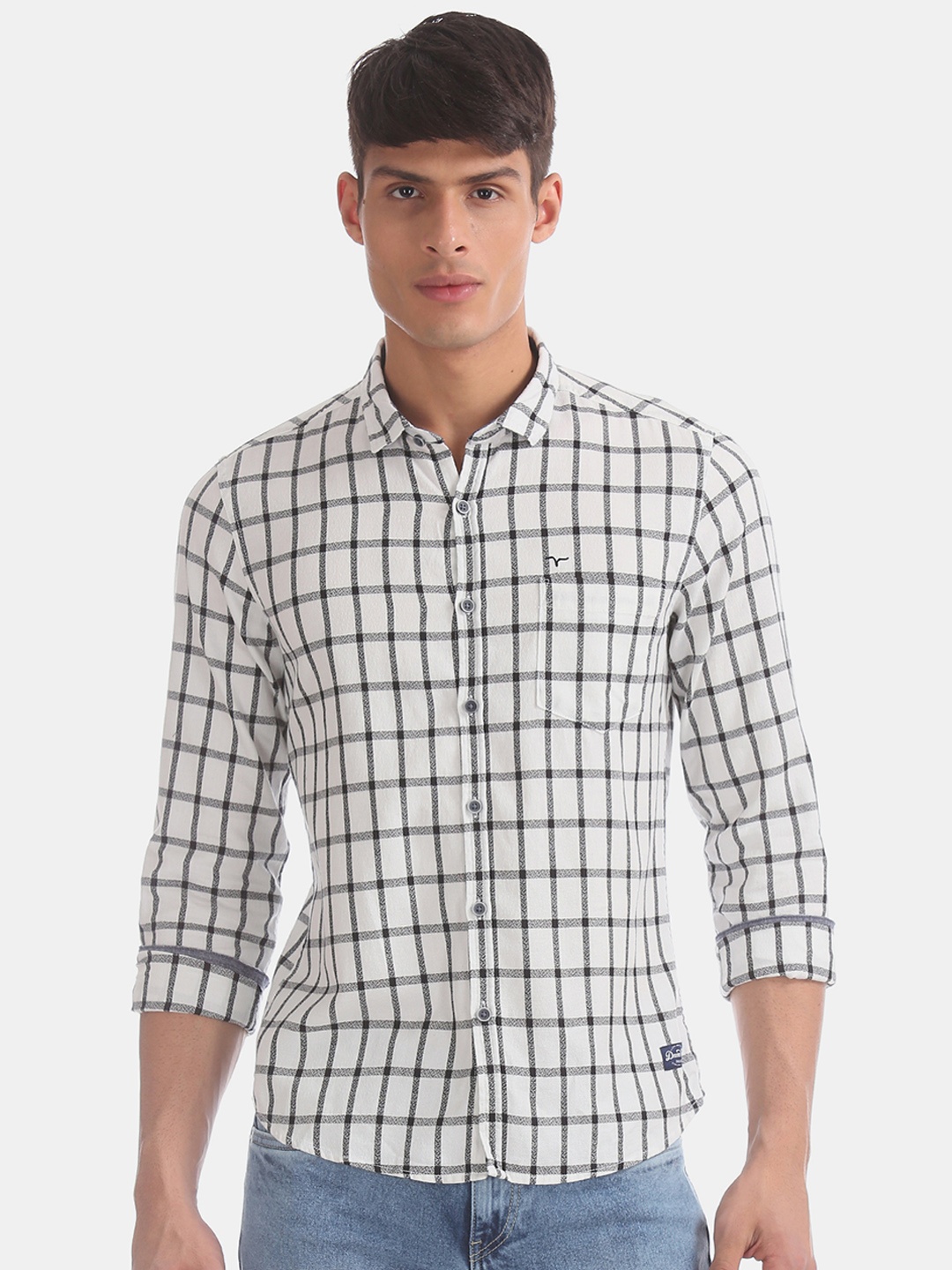 

Flying Machine Men White & Black Checked Casual Shirt
