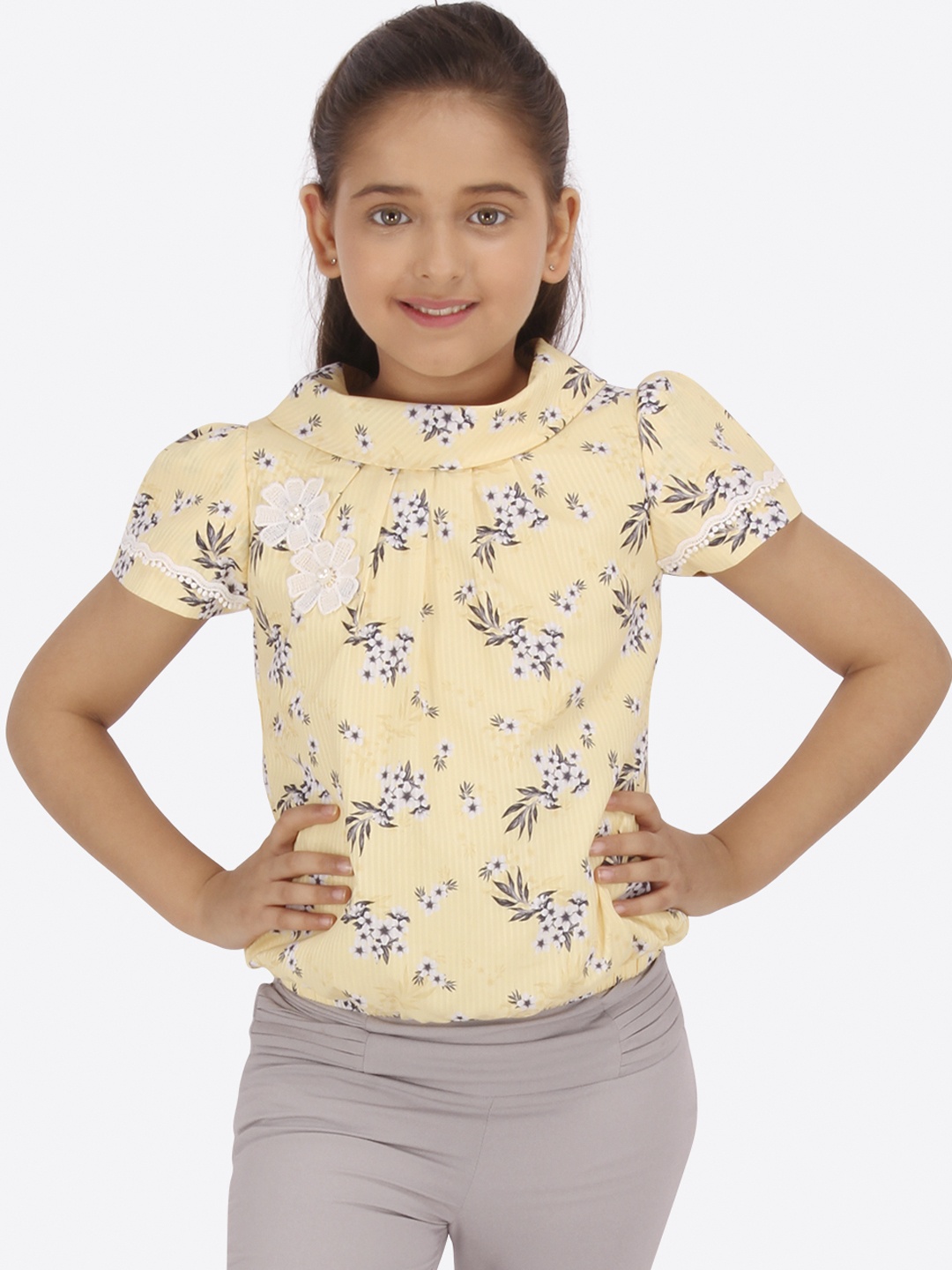 

CUTECUMBER Girls Yellow & Green Floral Printed Top