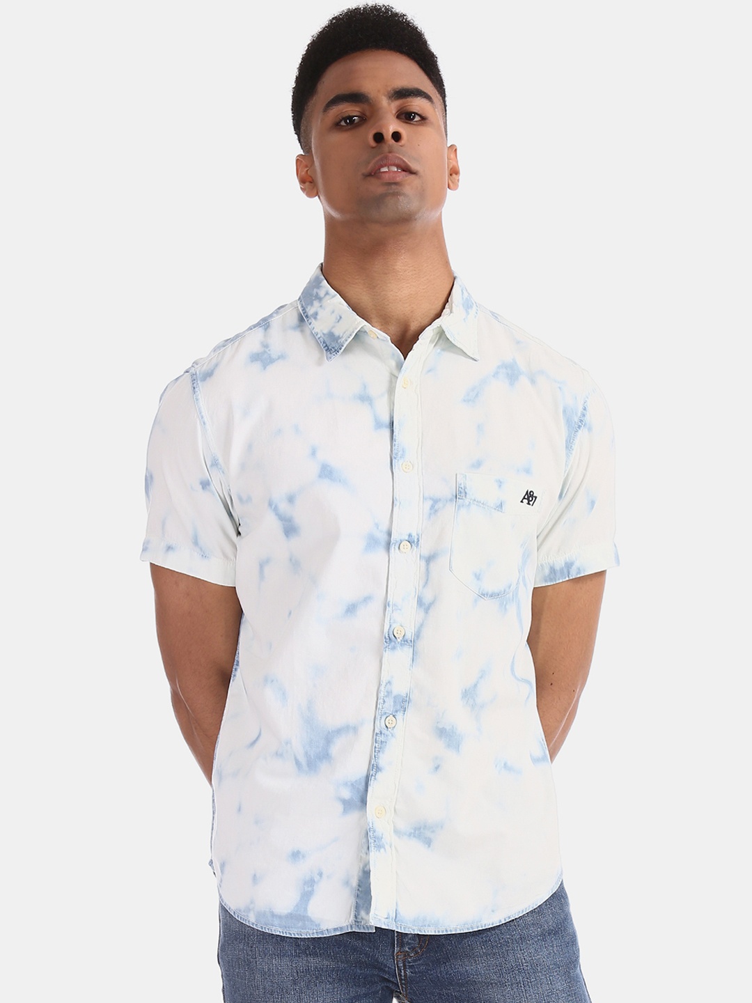 

Aeropostale Men White & Blue Tie & Dye Regular Fit Casual Shirt