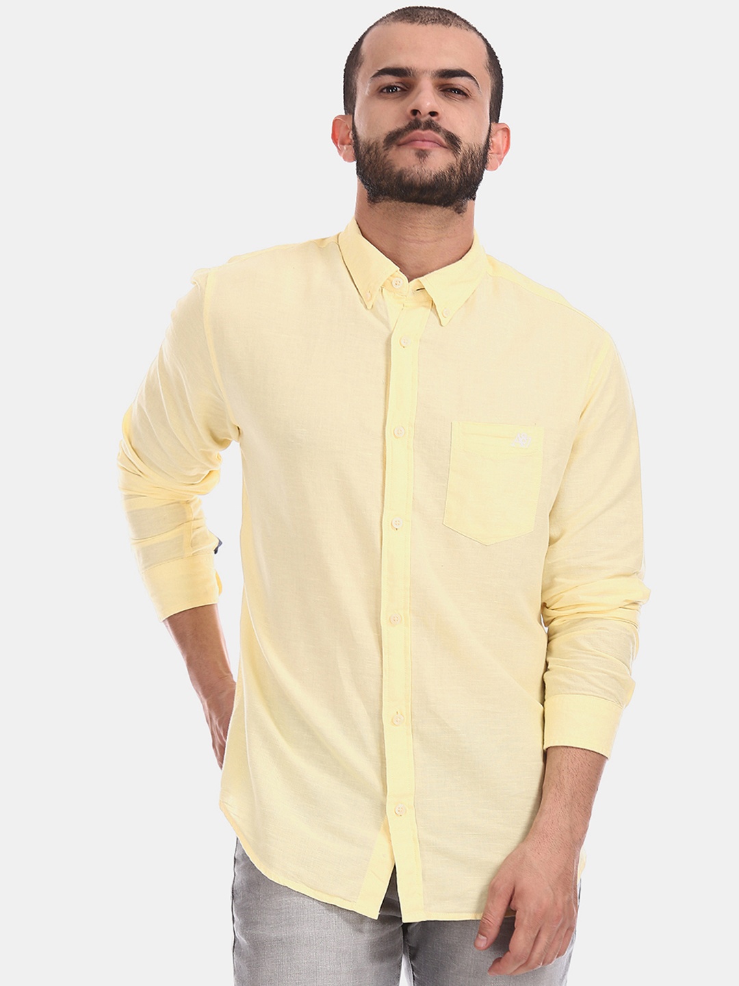 

Aeropostale Men Yellow Regular Fit Solid Casual Shirt