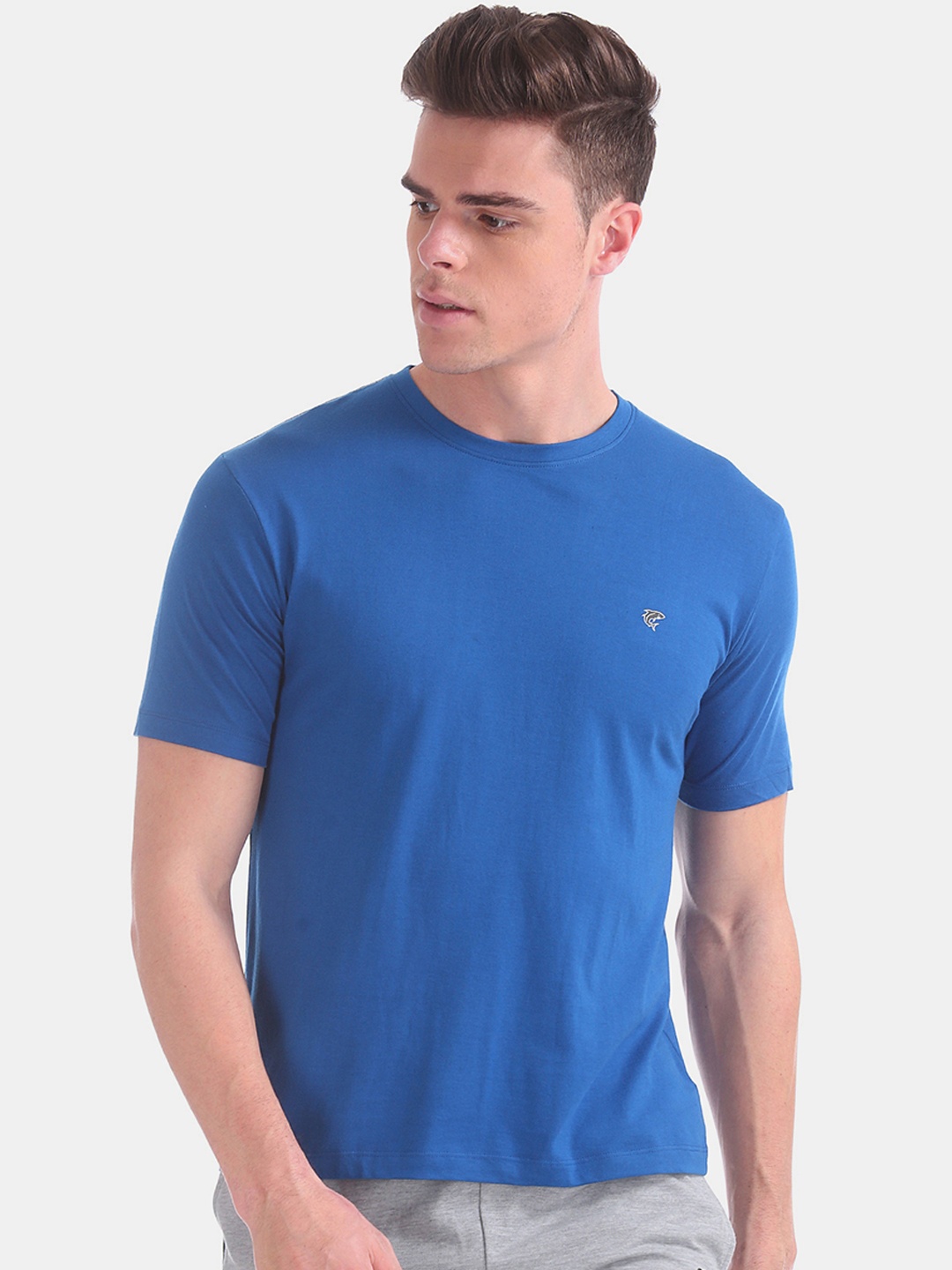 

Ruggers Men Blue Solid Polo Collar Pure Cotton T-shirt
