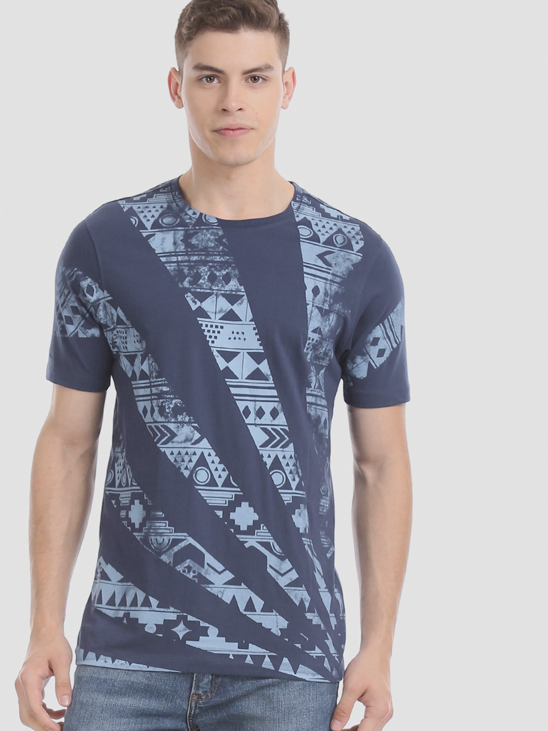 

Cherokee Men Blue Printed Round Neck Pure Cotton T-shirt