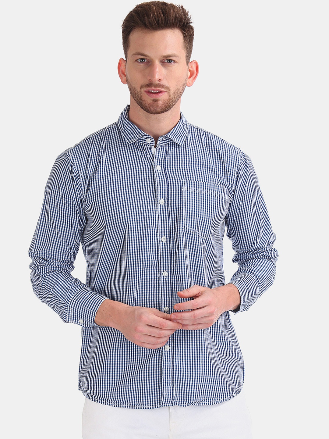 

Ruggers Men Blue Regular Fit Checked Casual Shirt