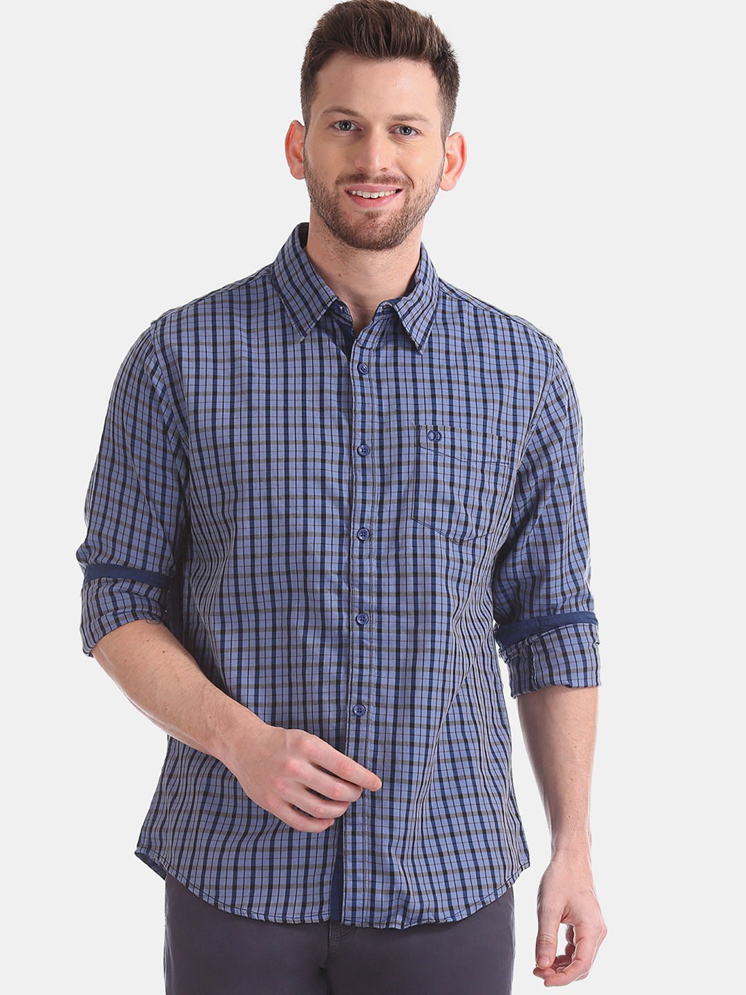 

Ruggers Men Blue & Brown Regular Fit Checked Casual Shirt