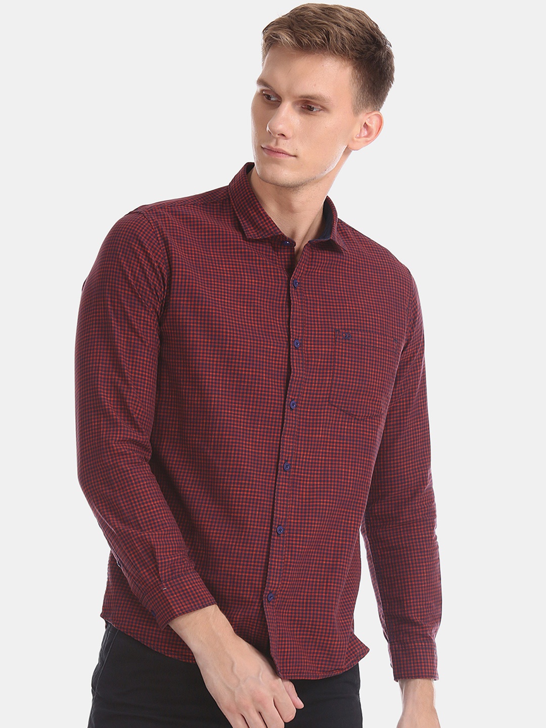 

Ruggers Men Red & Navy Blue Regular Fit Checked Mitered Cuff Casual Shirt