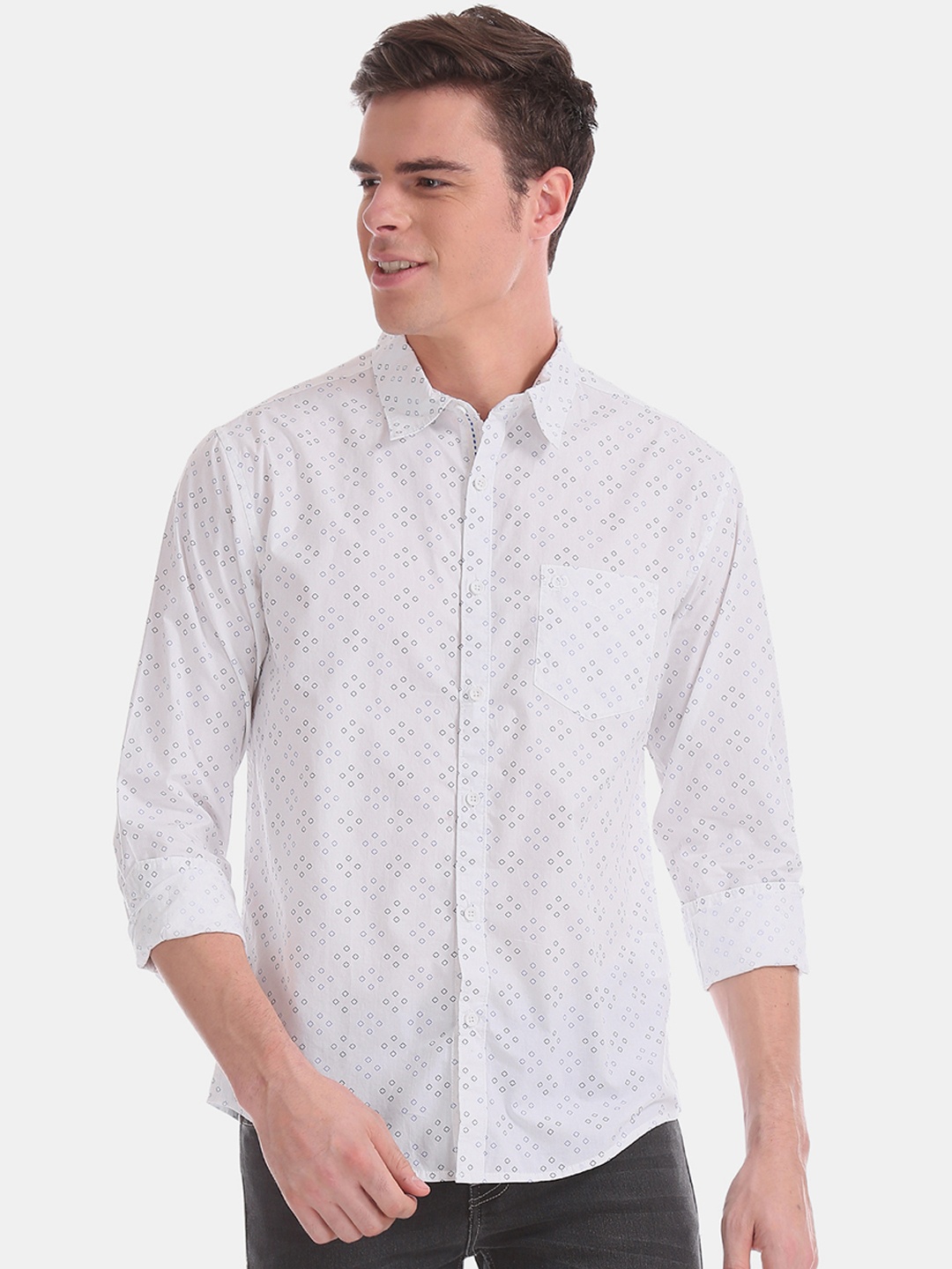 

Ruggers Men White Regular Fit Printed Casual Shirt