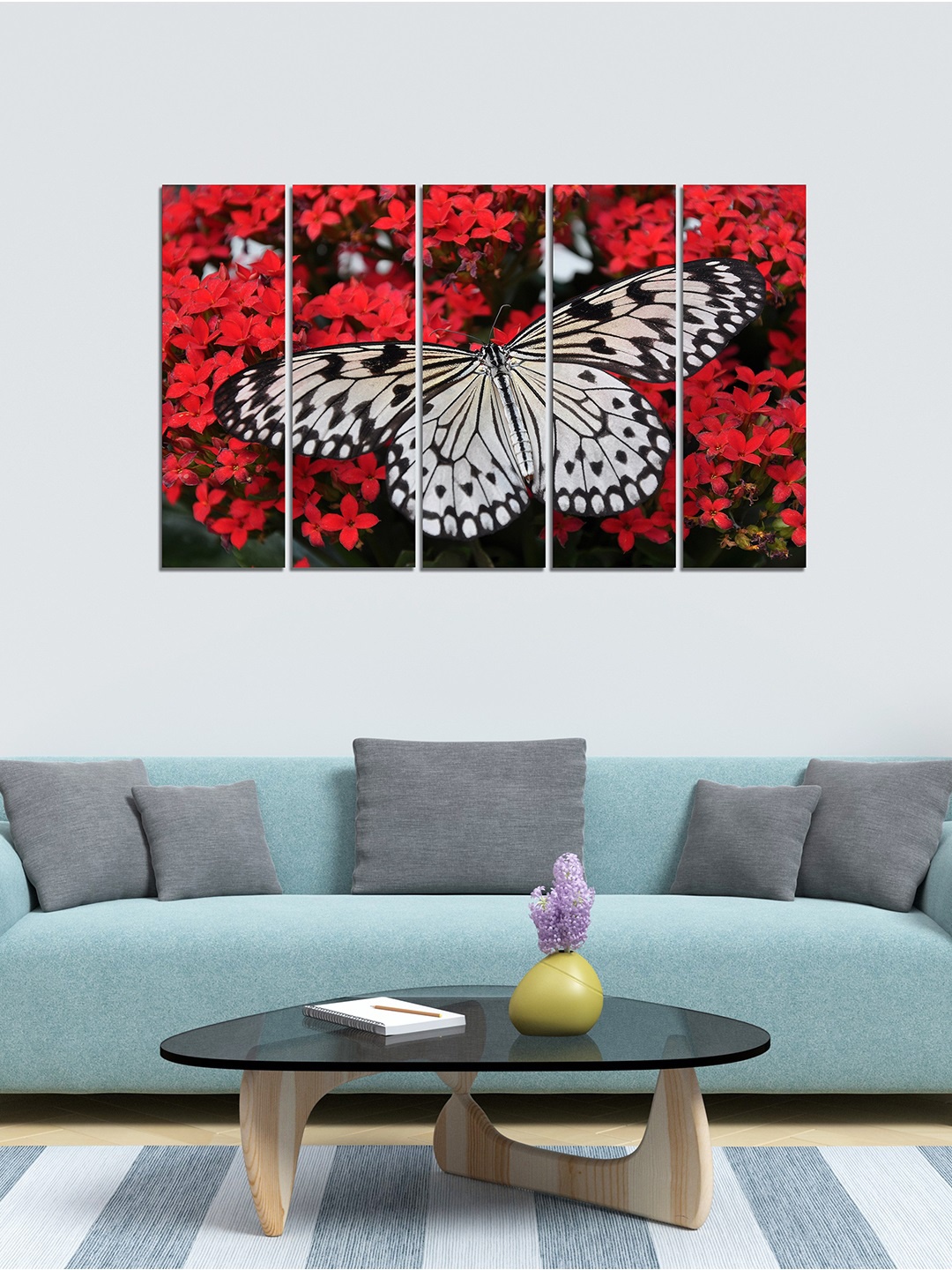 

WENS Set of 5 Red & White Butterfly & Flowers Velvet Laminated Panelled Paintings