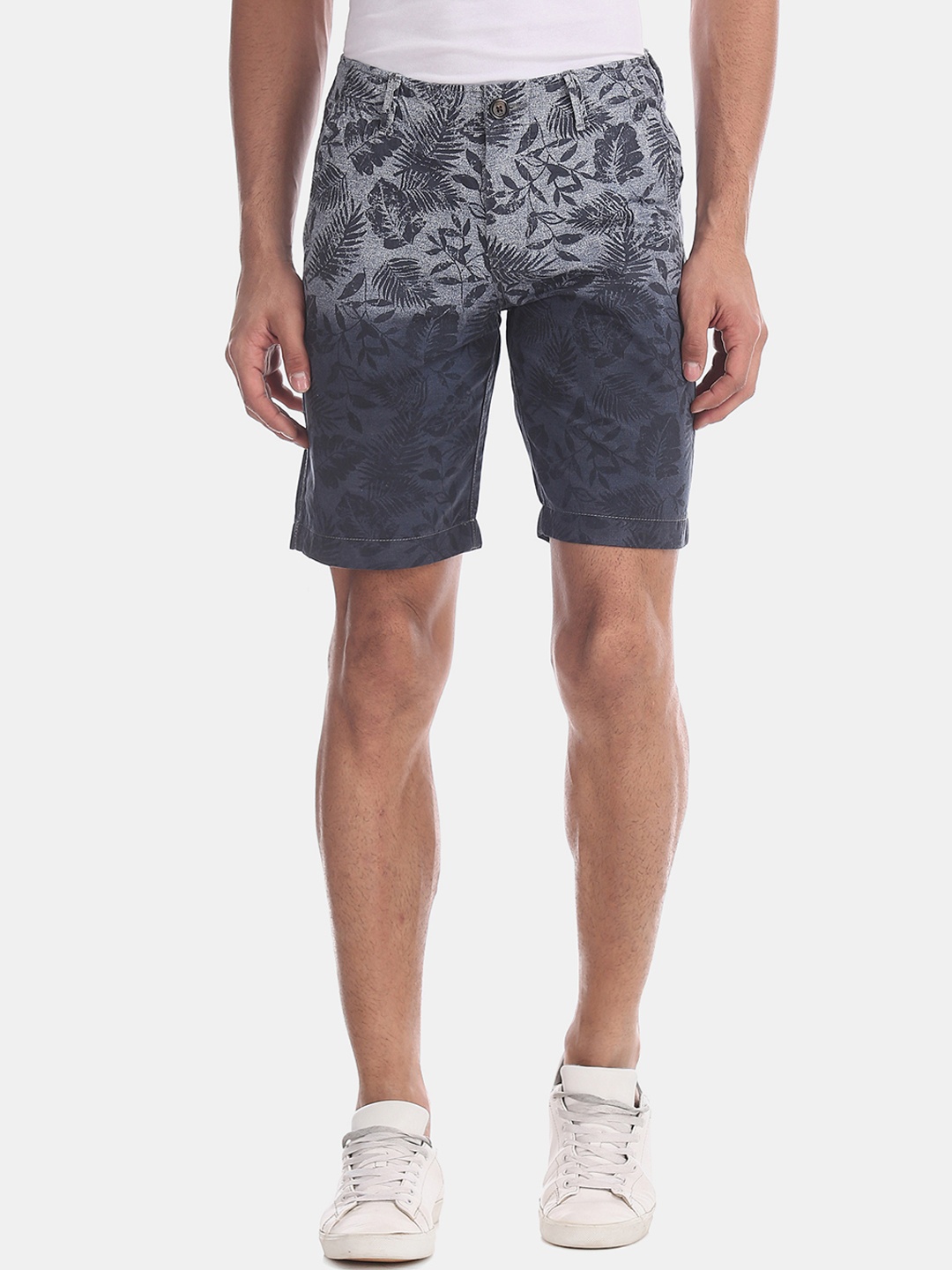 

Aeropostale Men Blue Printed Regular Fit Regular Shorts