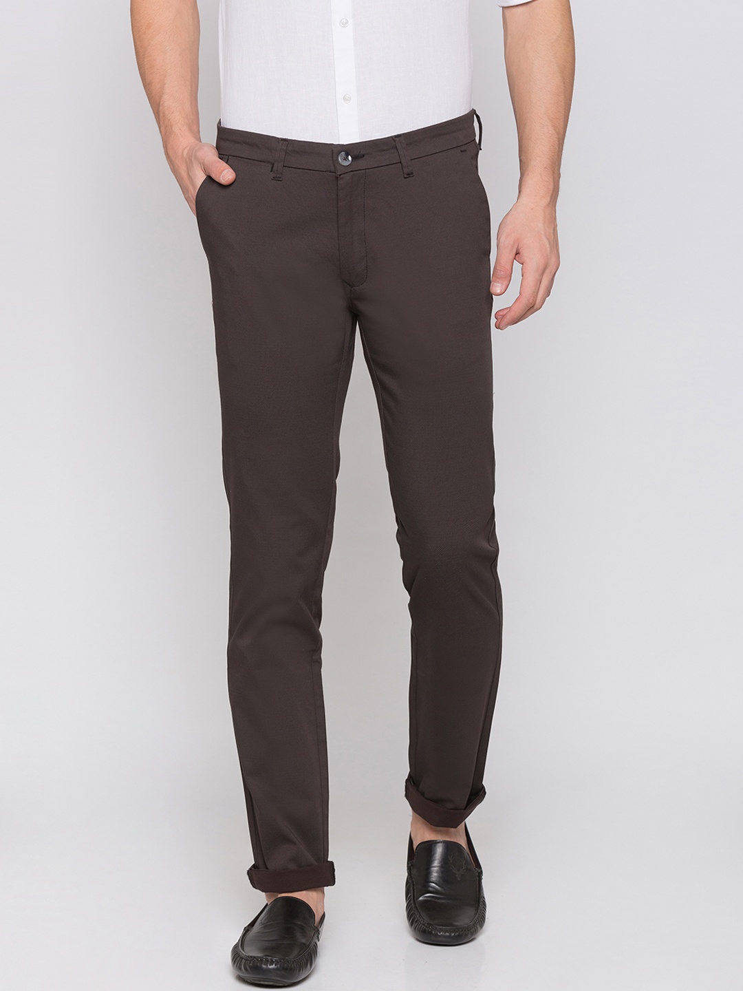 

Globus Men Coffee Brown Slim Fit Solid Regular Trousers