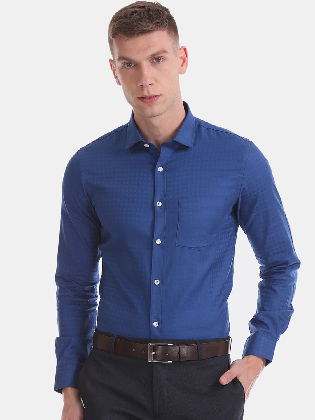 

Excalibur Men Blue Slim Fit Checked Formal Shirt
