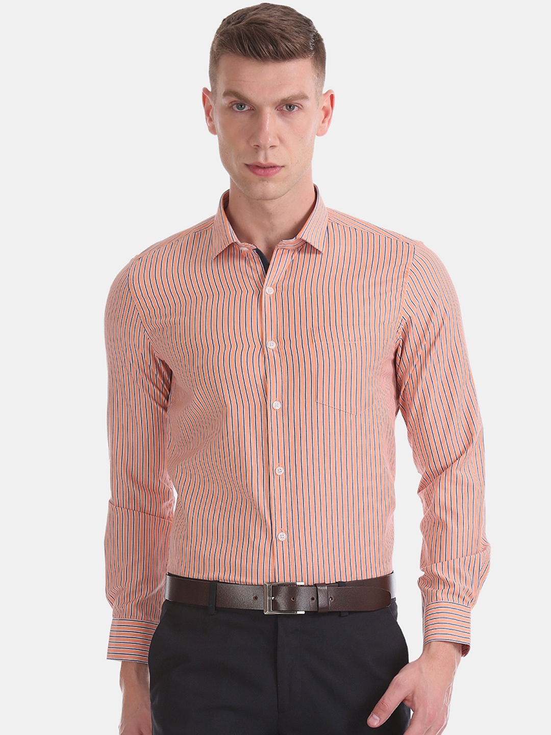 

Excalibur Men Orange & Navy Blue Slim Fit Striped Formal Shirt