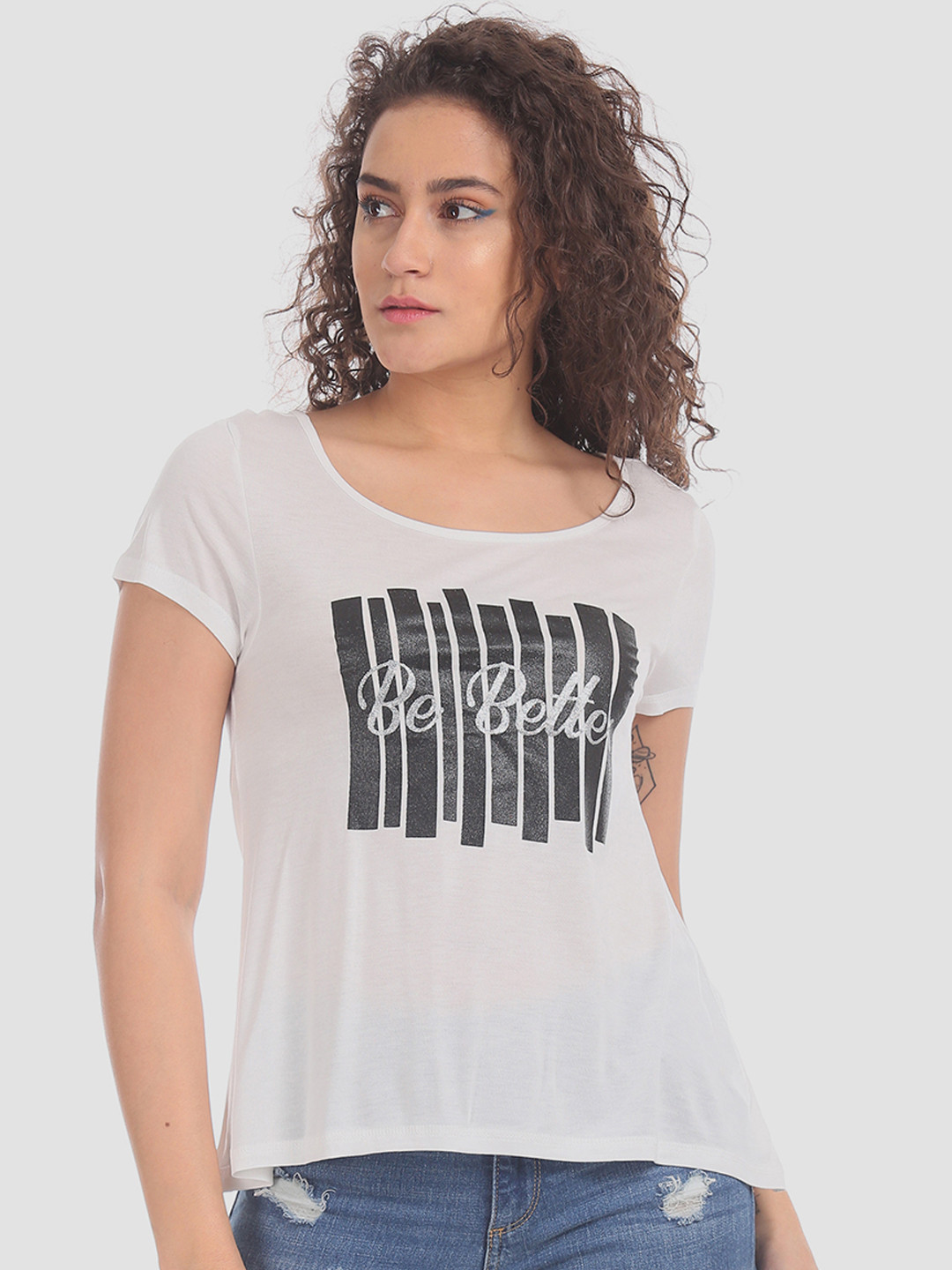 

Sugr Women White Printed Round Neck T-shirt