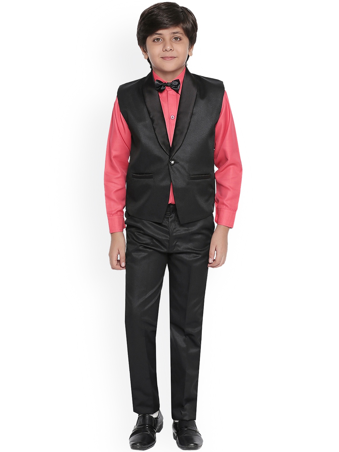 

Jeetethnics Boys Black & Pink Solid Suit