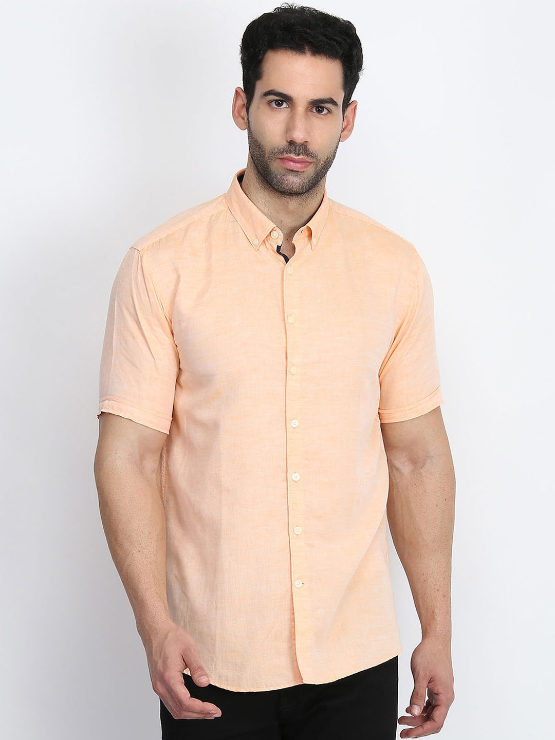 

LINDBERGH Men Orange Regular Fit Solid Casual Shirt