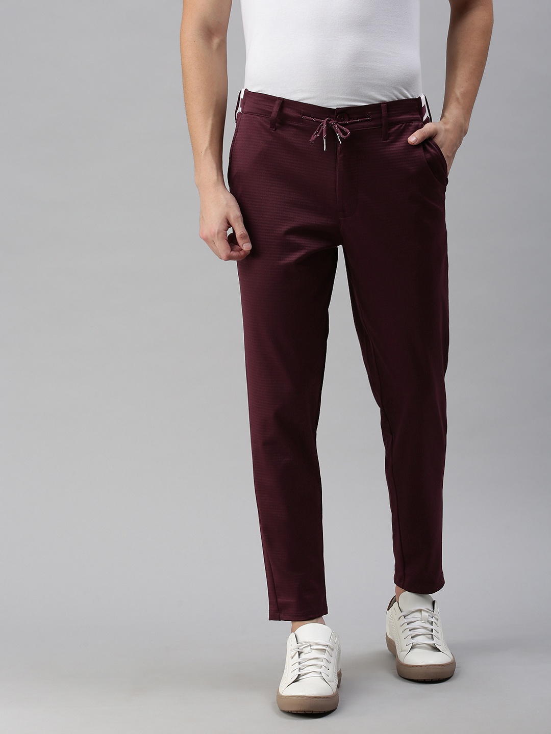 

Jack & Jones Men Maroon Slim Fit Self Design Regular Trousers