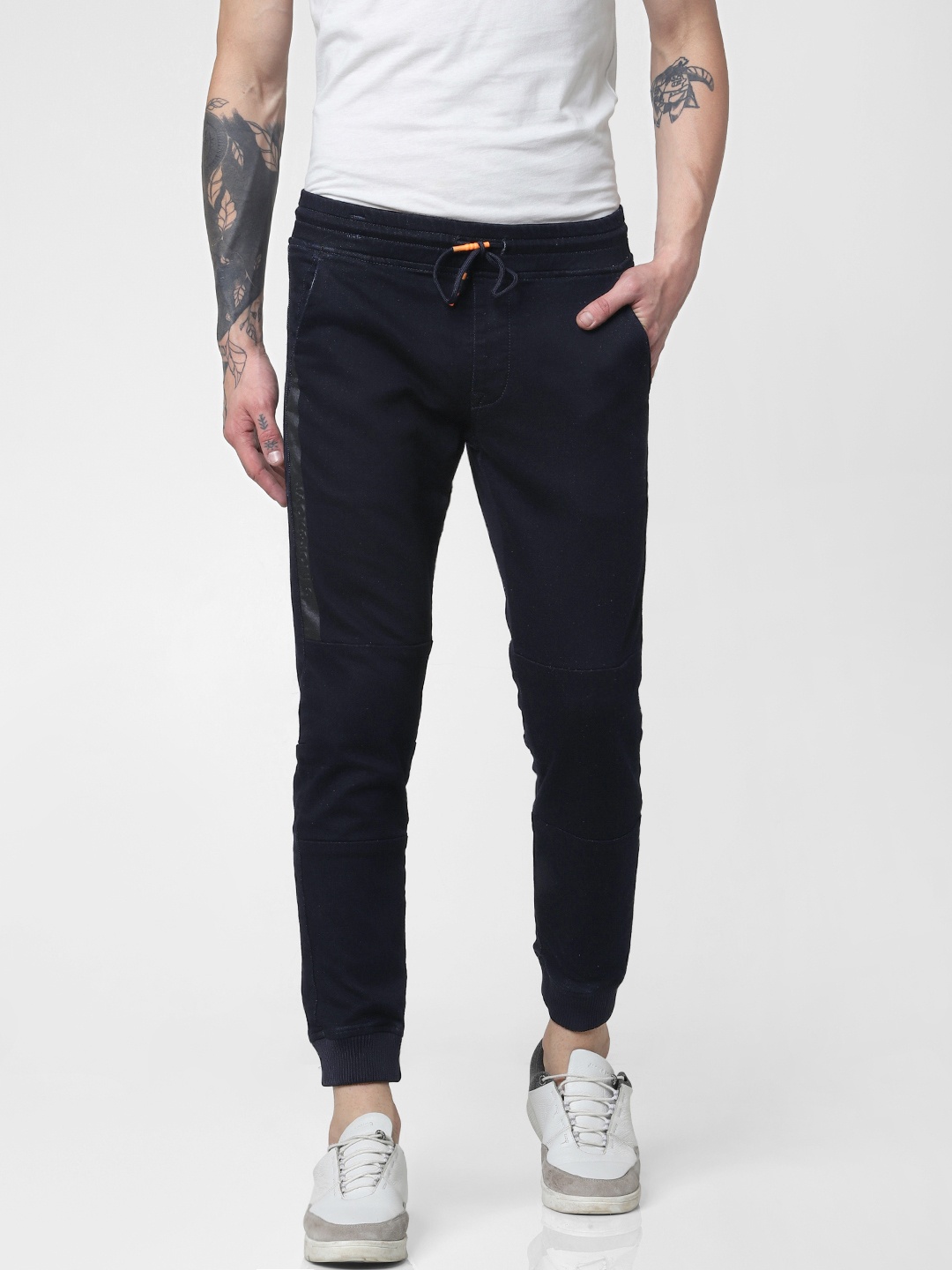 

Jack & Jones Men Blue Glen Slim Fit Low-Rise Clean Look Stretchable Jogger Jeans
