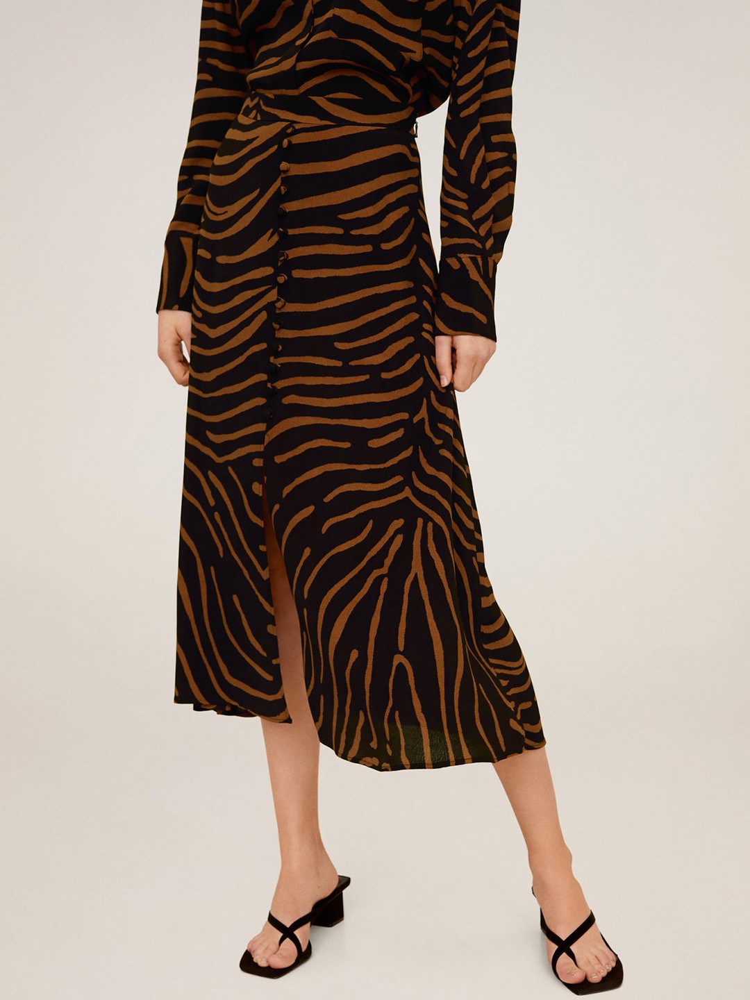 

MANGO Women Black & Brown Tiger Print A-Line Skirt