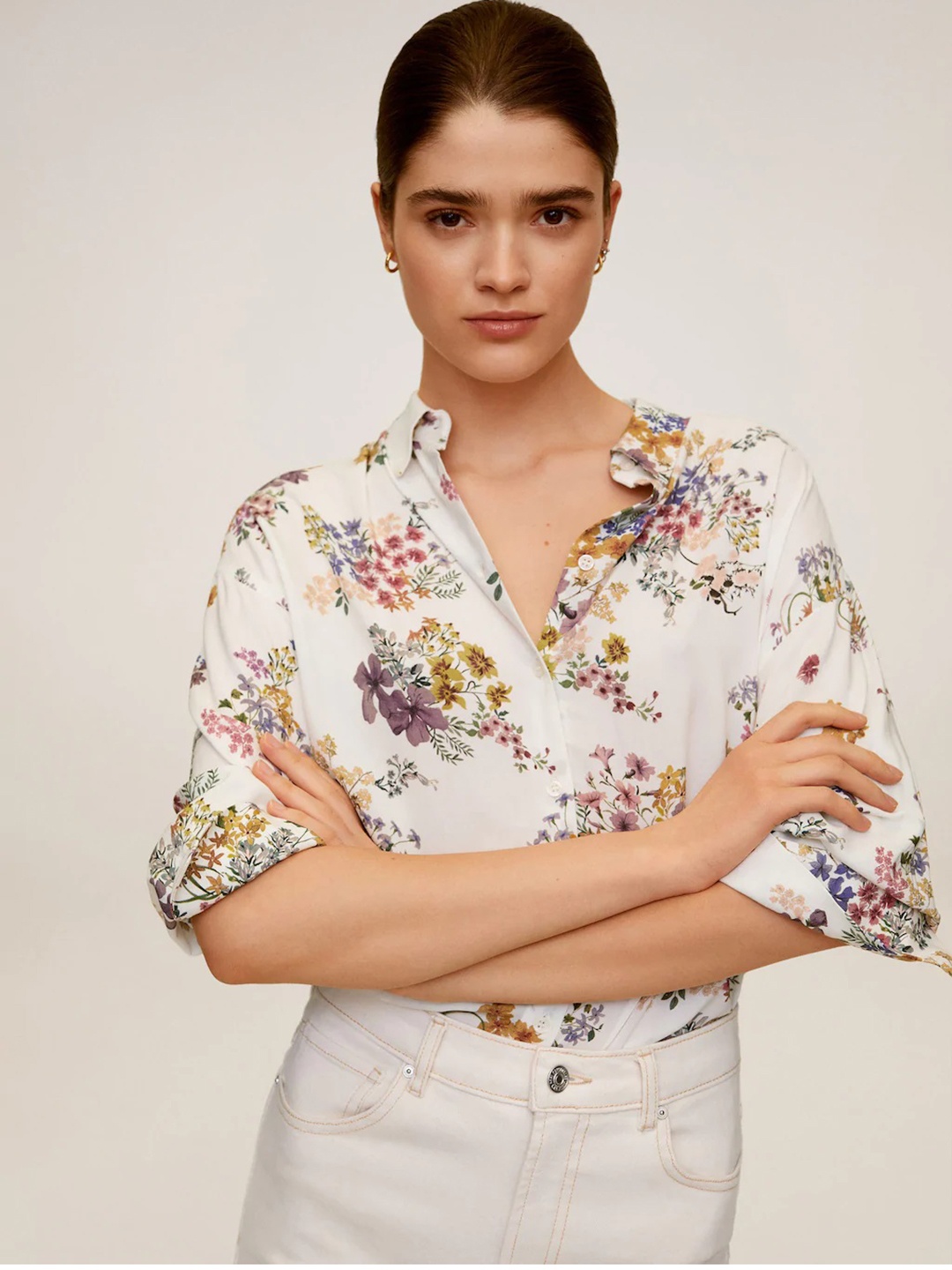 

MANGO Women White & Pink Regular Fit Floral Print Casual Shirt