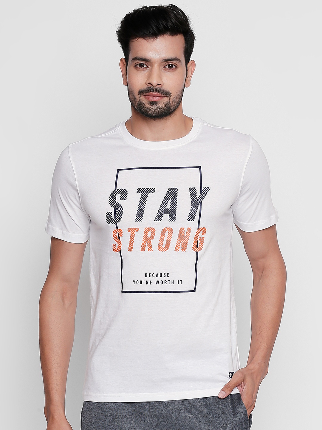 

Ajile by Pantaloons Men White Printed Round Neck T-shirt